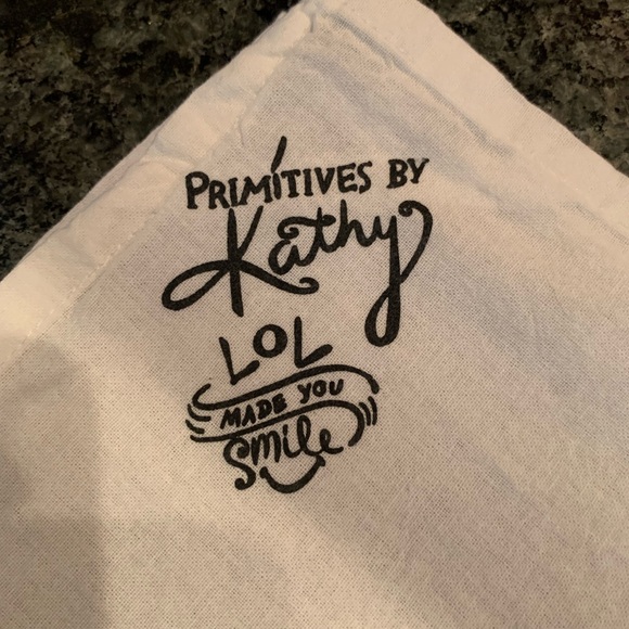 🎁 Funny NWOT 100% Cotton Dishtowel “I’m Not Old I’m Vintage” - Picture 3 of 9